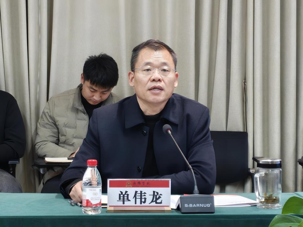 5d1656d71584d2424a21d3417576e642